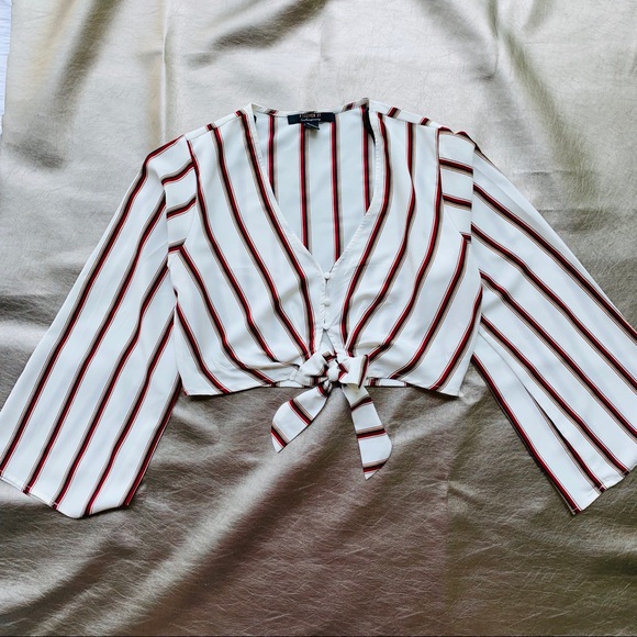 Forever 21 Tops - White Crop Top Forever 21 Tops - White Crop Top